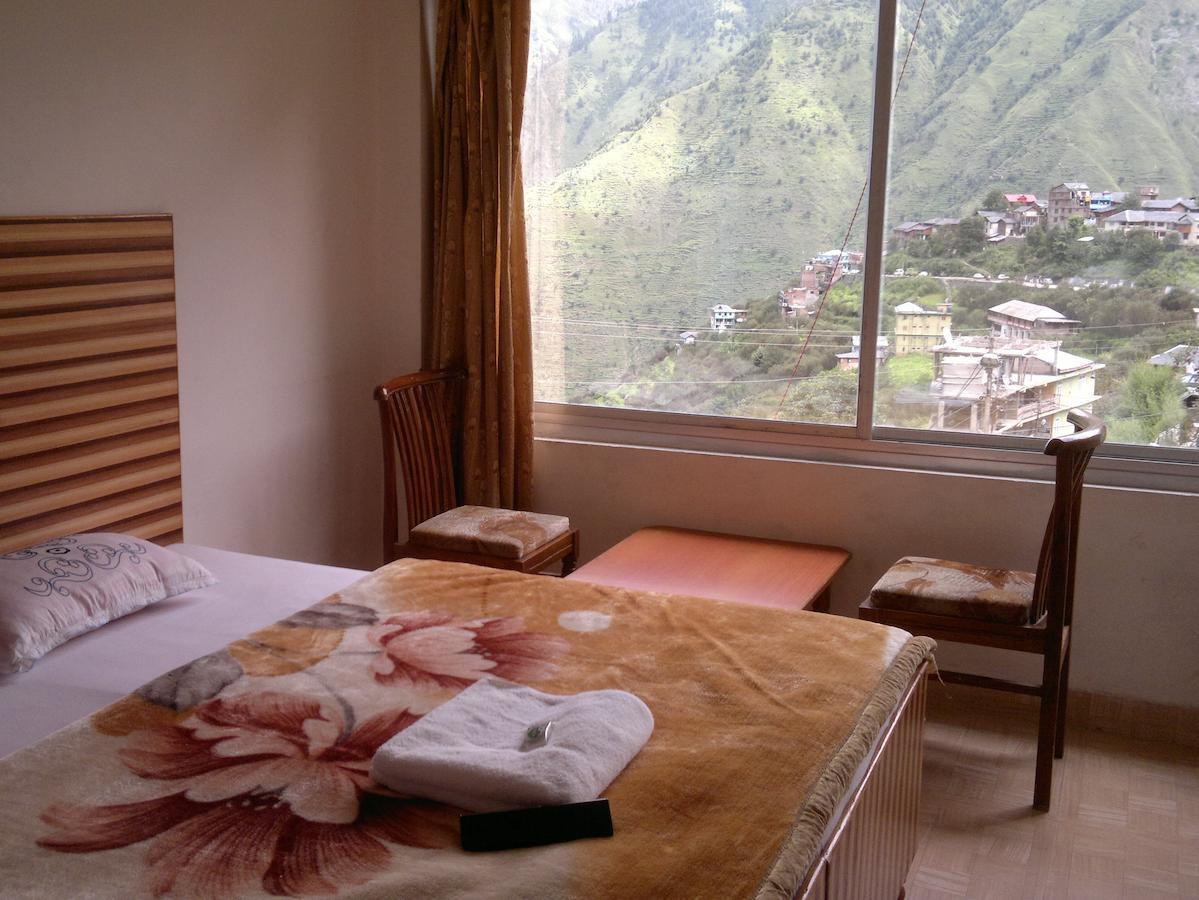 Hotel Bharmour View Brahmaur Номер фото